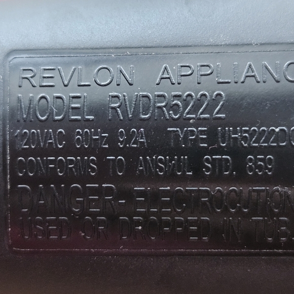 Revlon One-Step Volumizer Hair Dryer and Hot Air Brush - Picture 7 of 7